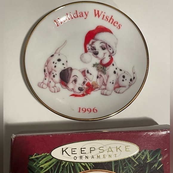 Hallmark Keepsake Ornament 101 Dalmatians Disney Porcelain Plate 1996 - Picture 2 of 3